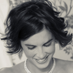 Photography by Linda Logo